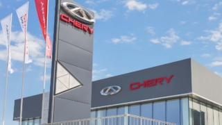 Новинки от Chery на автосалоне в Чэнду: спецверсия QQ3 и гибридный кроссовер iCar V25