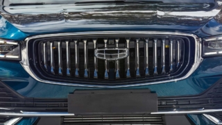 Geely полностью рассекретила новый флагманский кроссовер Monjaro Plus