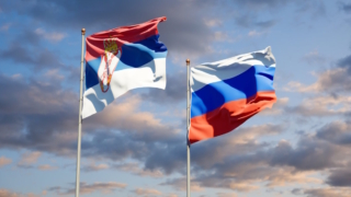 Сербия не рассматривает введение виз для россиян – министр Старович