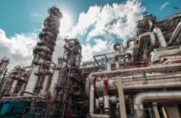Казахстан начнет перерабатывать российскую нефть на заводе "Конденсат"