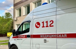 Перцовый баллончик и нож: в Красноярском крае школьница напала на учительницу перед линейкой
