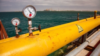Казахстан усилит защиту нефтегазовых объектов в Каспийском регионе