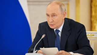 Экономическая динамика скромная, но позитивная. О чем заявил Путин на заседании в Кремле