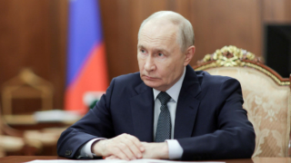 Путин передал завод Aptar во Владимире под управление "Логики молока"