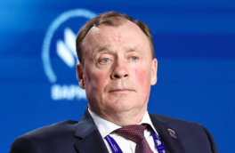 Мэр Екатеринбурга Орлов досрочно сложил полномочия
