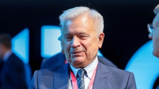 О сроках восстановления НПЗ сообщил Алекперов