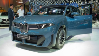BMW представила самый мощный электрокар iX3 M60 xDrive