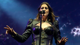 Вокалистка Флор Янсен ушла из группы Nightwish после 14 лет выступлений