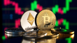 Мосбиржа запустит торги биткойном, эфиром и USDT с 1 декабря