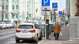Уличная парковка в Москве будет бесплатной 4 ноября