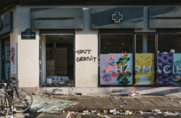 Беспорядки во Франции обернулись многомиллионными потерями для магазинов