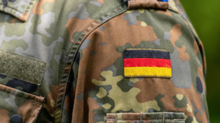 В Германии начали штрафовать за незаполненные анкеты воинского учета
