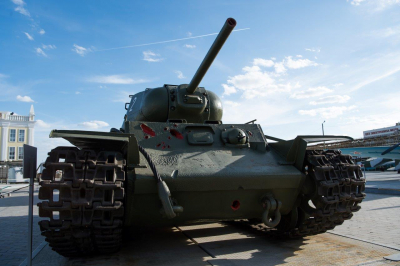 В Музее военной техники УГМК появился скоростной танк КВ-1С